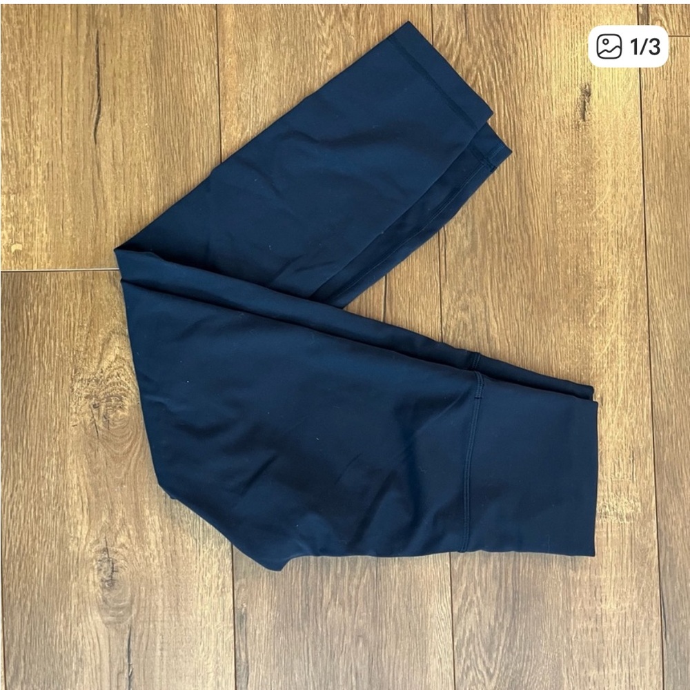 Lululemon True Navy Wunder Train High-Rise Crop